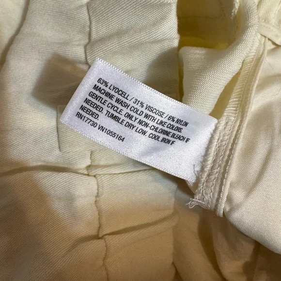 Women’s Cream High-Waisted Wide Leg Trousers - Picture 8 of 8